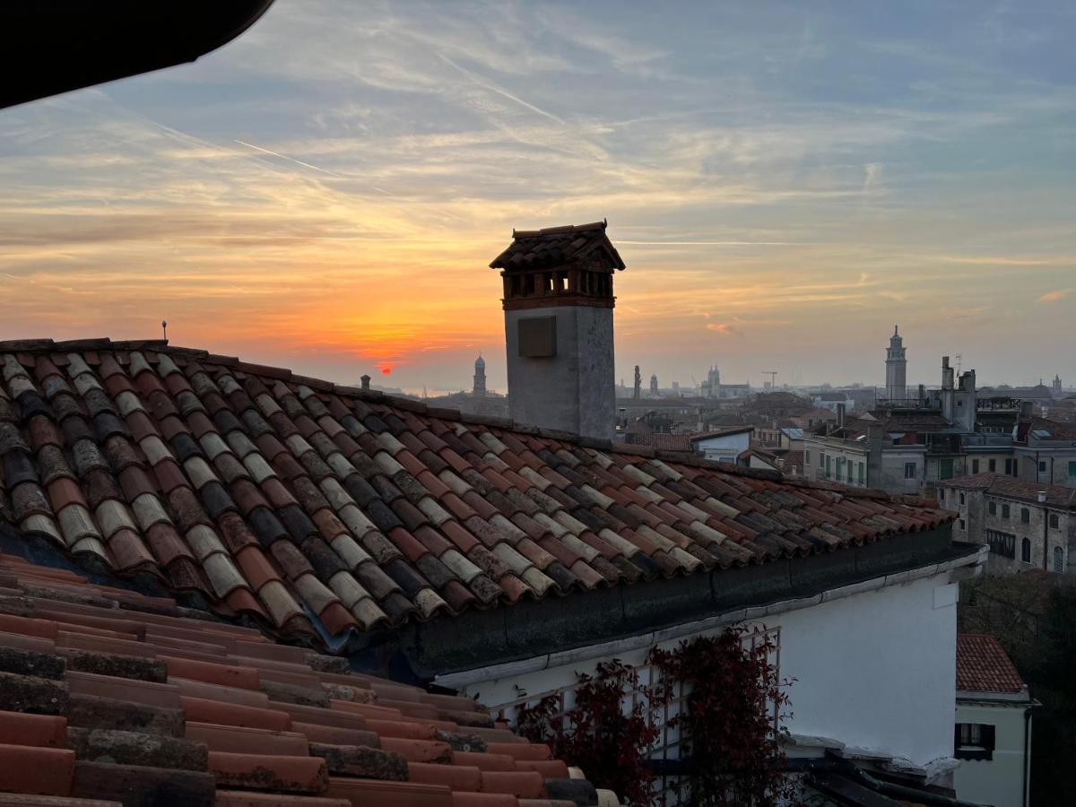 Attico Canal Grande A Palazzo Contarini Corfu ヴェネツィア エクステリア 写真