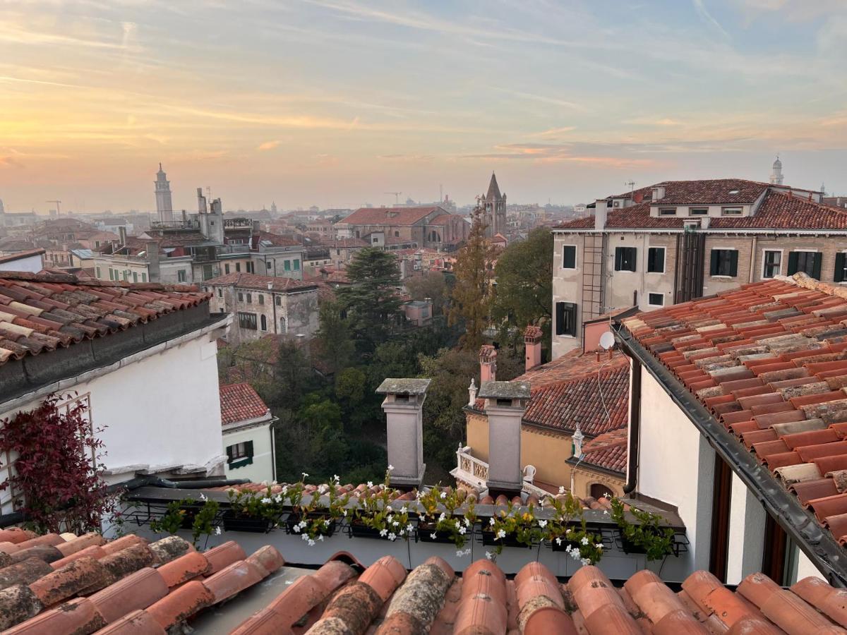 Attico Canal Grande A Palazzo Contarini Corfu ヴェネツィア エクステリア 写真