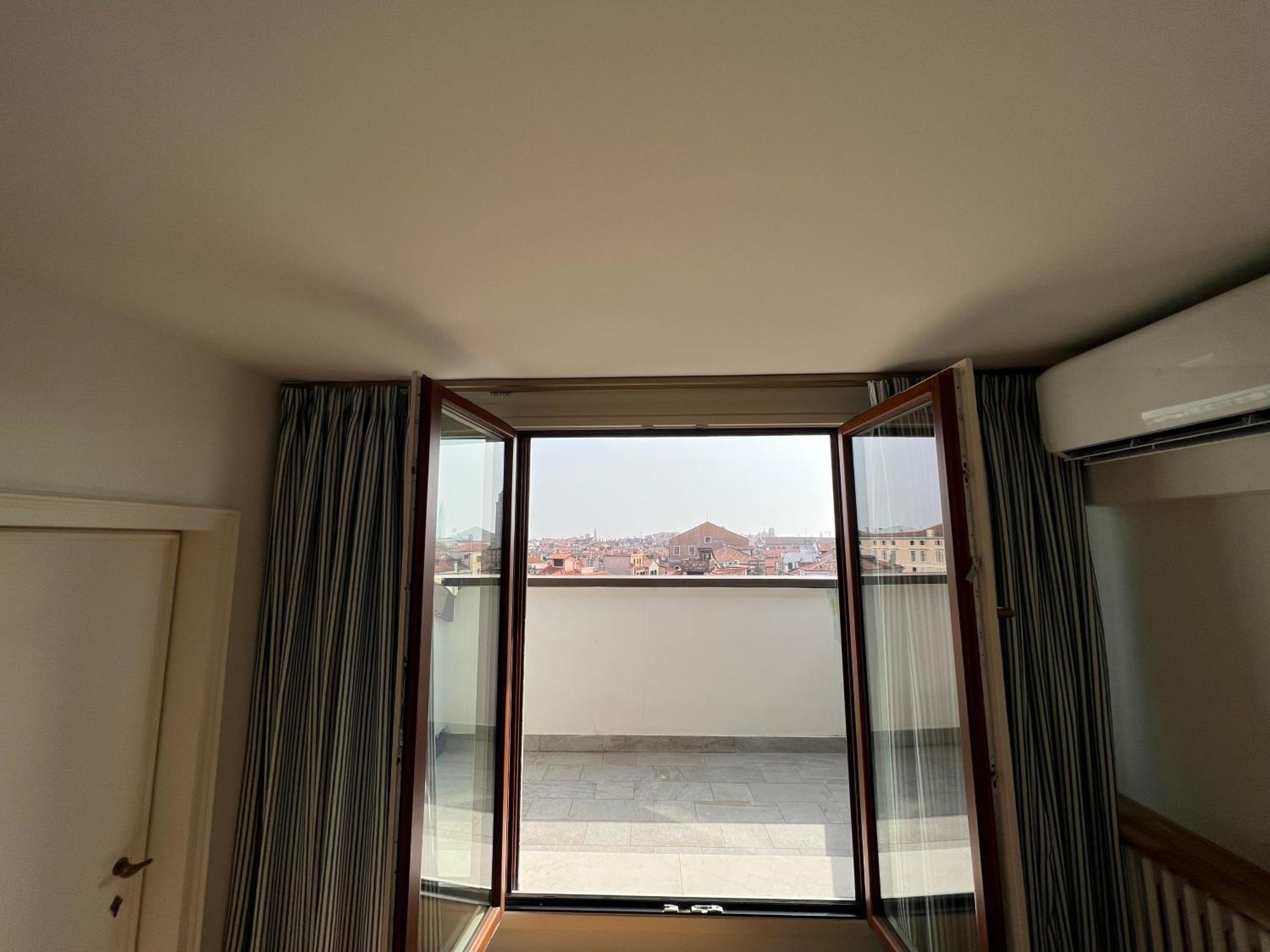 Attico Canal Grande A Palazzo Contarini Corfu ヴェネツィア エクステリア 写真